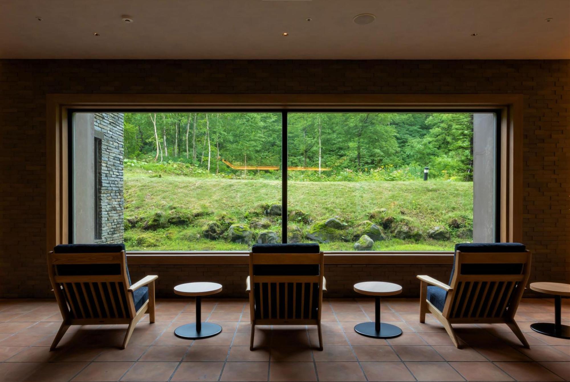 Higashikawa Asahidake Onsen Hotel Bear Monte Экстерьер фото