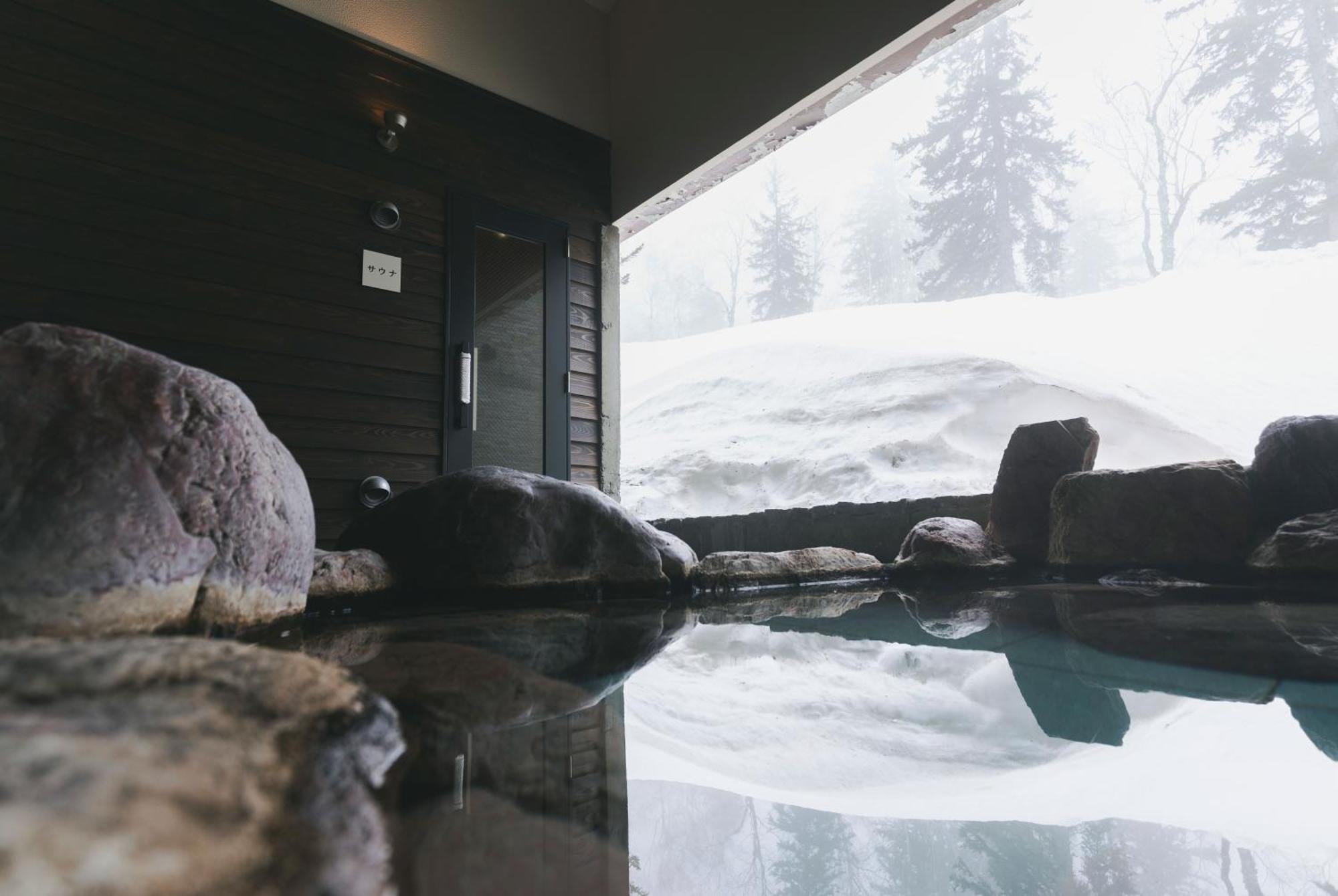Higashikawa Asahidake Onsen Hotel Bear Monte Экстерьер фото