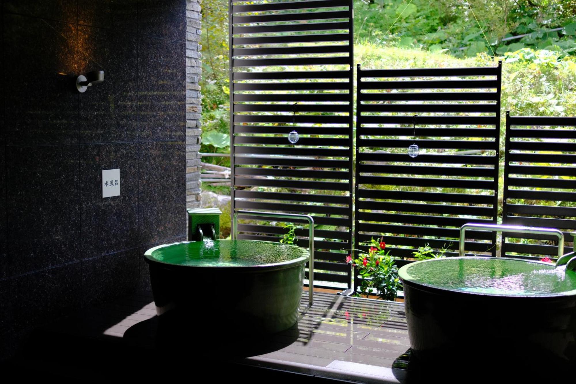 Higashikawa Asahidake Onsen Hotel Bear Monte Экстерьер фото